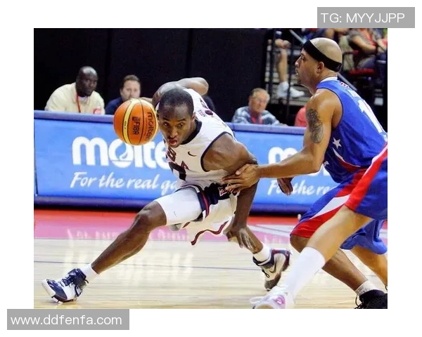 篮球场上的传奇巨星展现无与伦比的风采与激情的魅力之旅