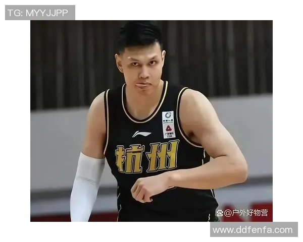 中国篮球明星入籍背后的故事与影响解析 中国篮球明星入籍背后的故事与影响解析